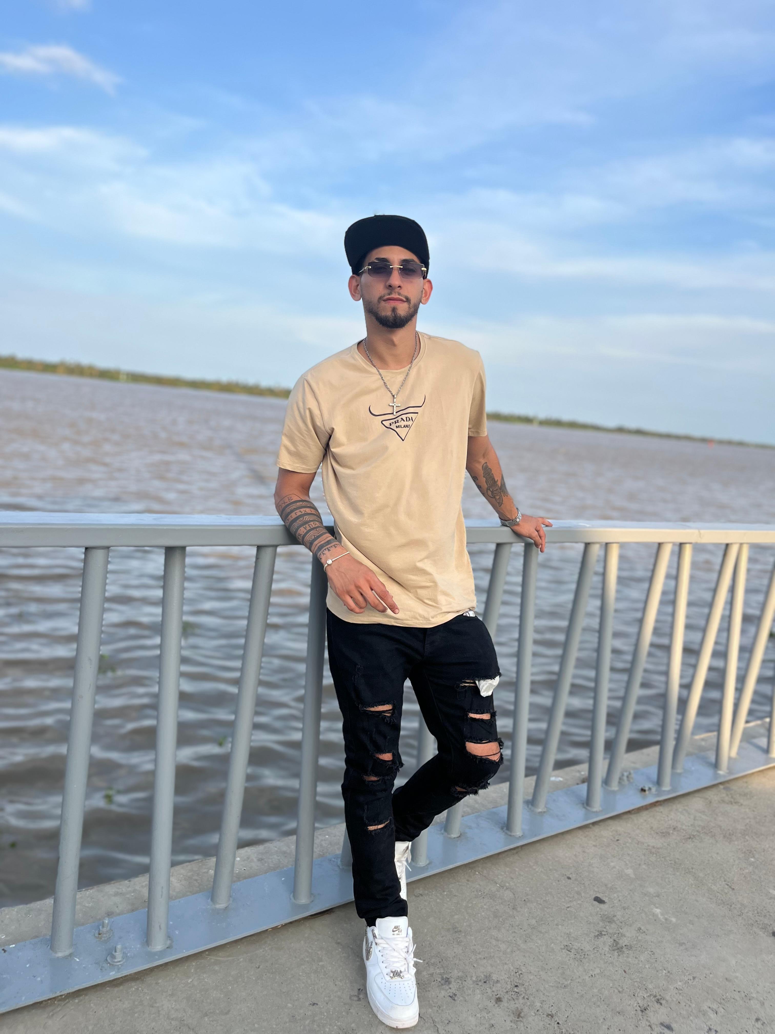 AzraelSmithx from Colombia