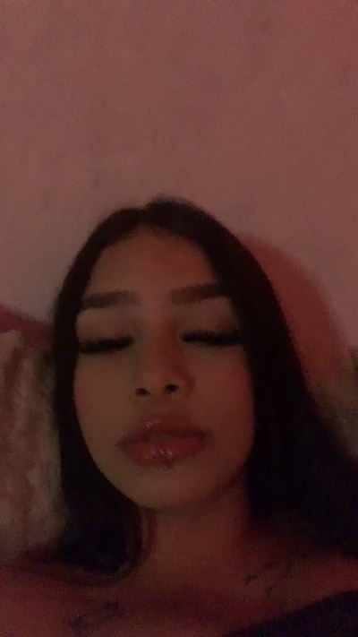 Babyamorkj from Brazil