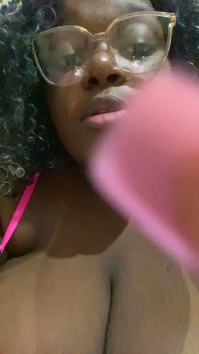 Girl2774 from Brazil