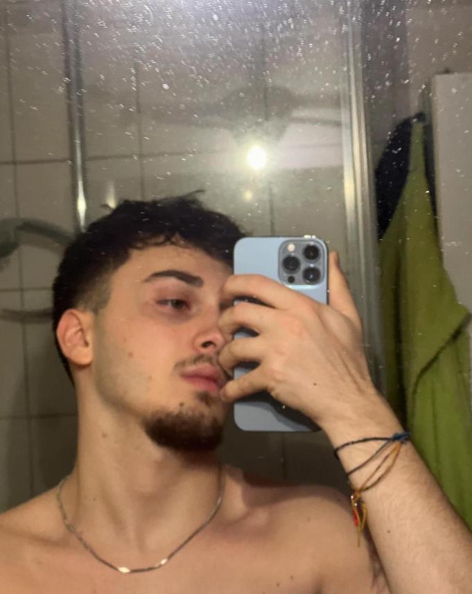 Hank_04 Profile Image