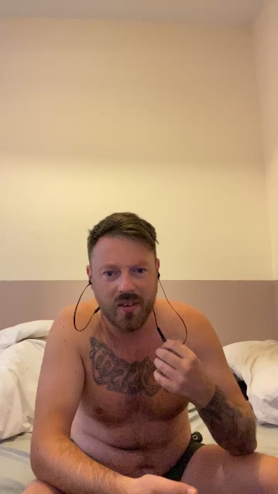 Jeezzooo from United Kingdom