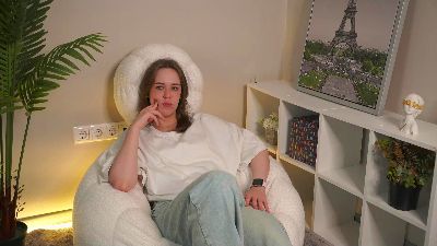 KayceeWinfield from United States