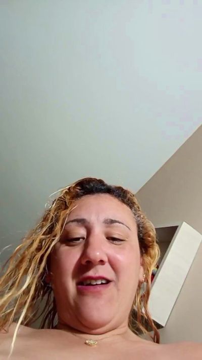Melzinha3737 from Brazil