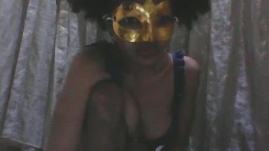 Michellah01 from Madagascar
