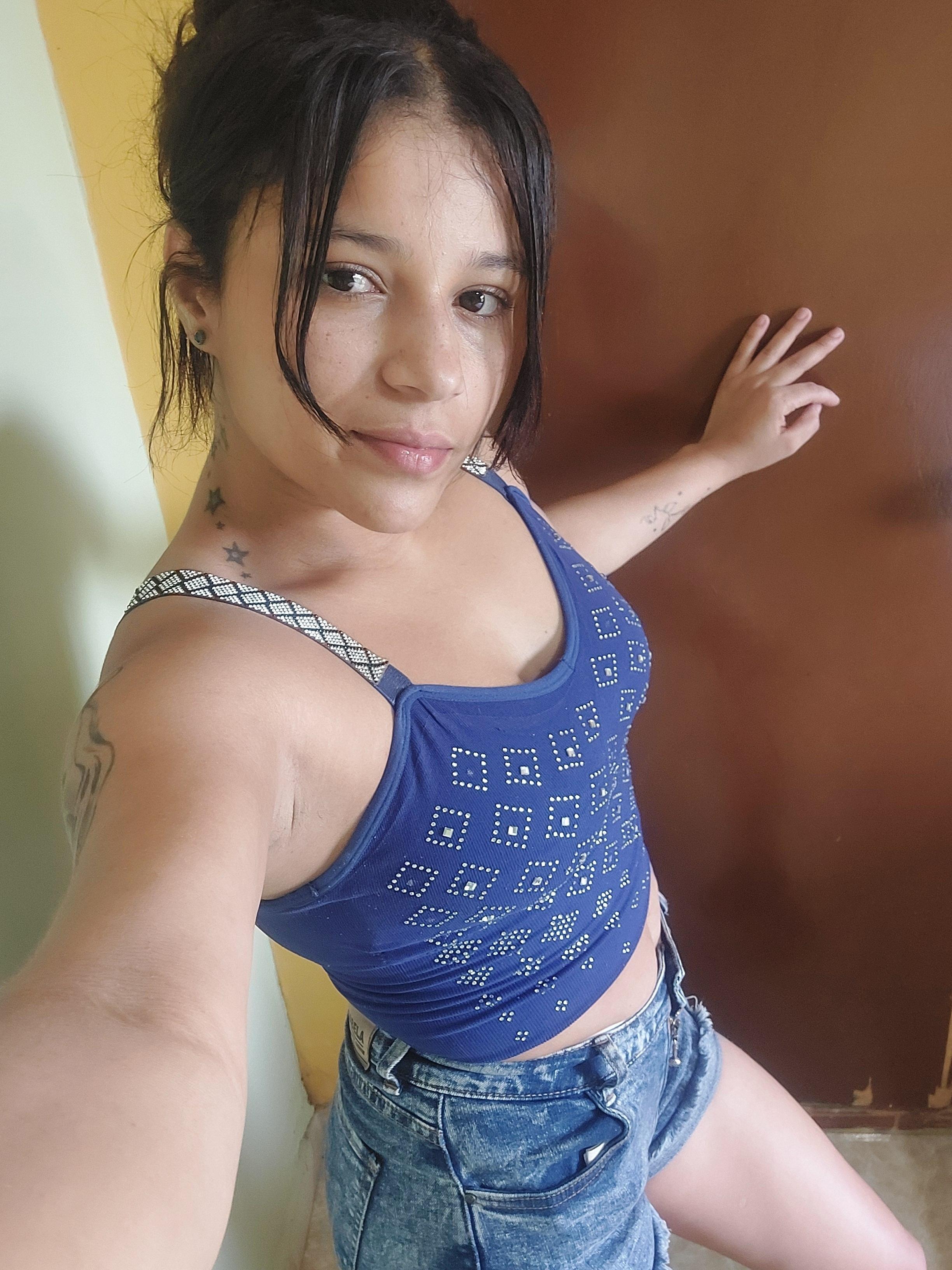 Miss_Lorena from United States