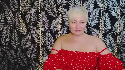 OliviaOskar from Switzerland