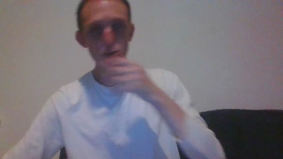 R000000009 from France
