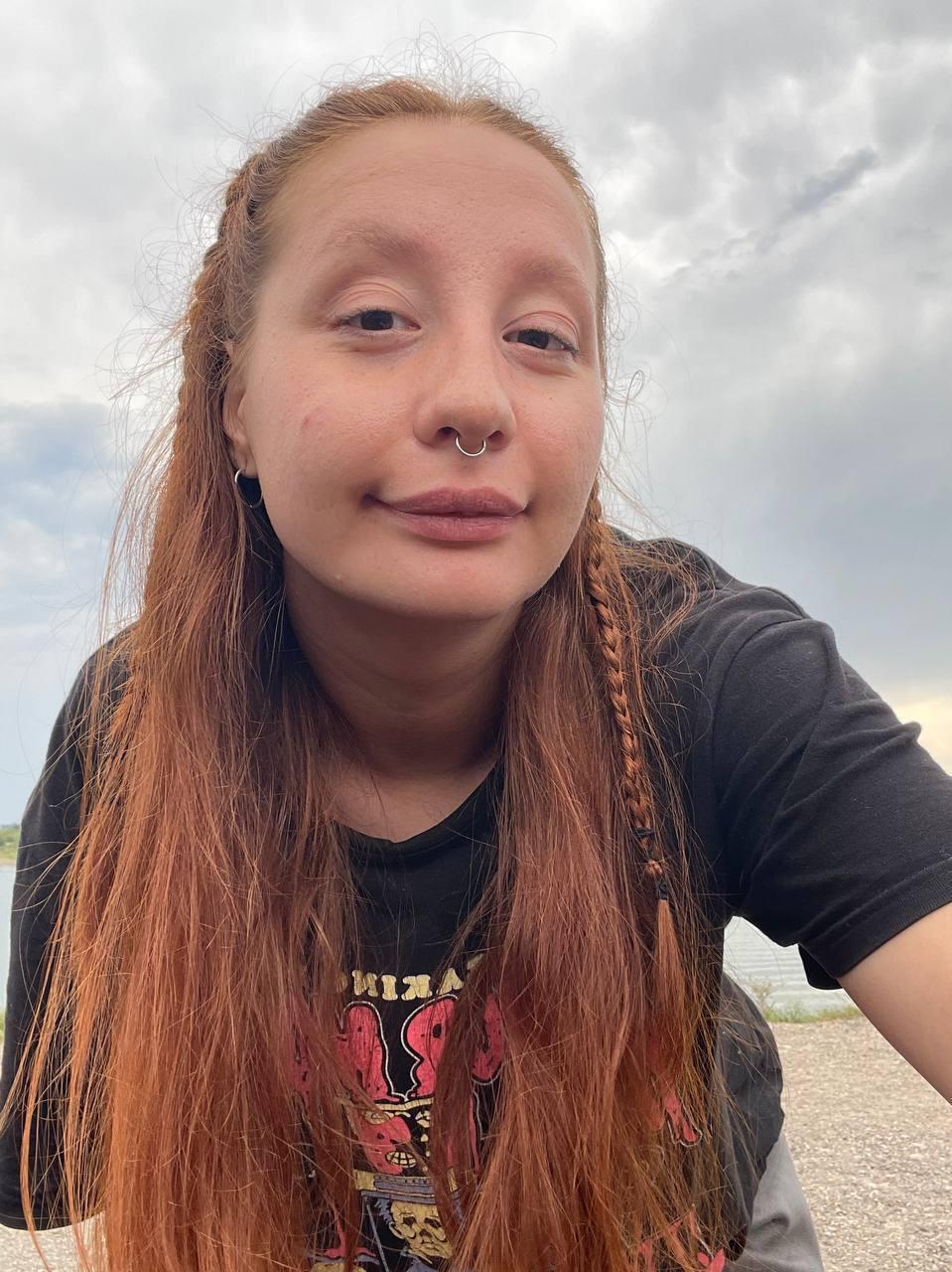 SavannaBehnken from France