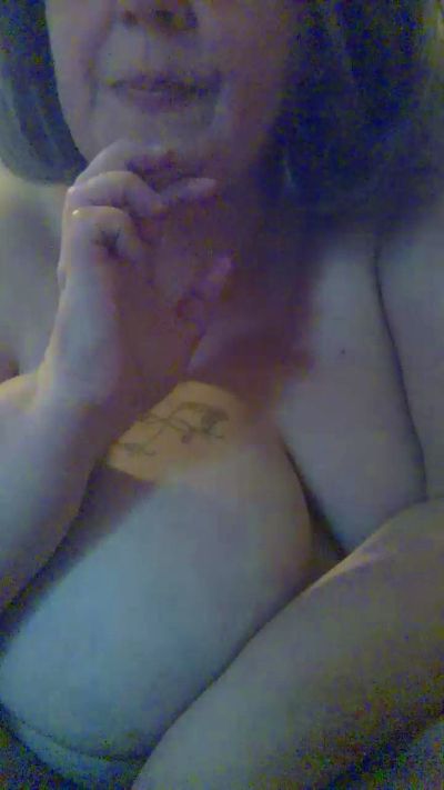 Tania02 from France