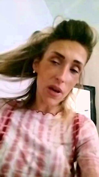 Xxhot_lipzxX from United Kingdom