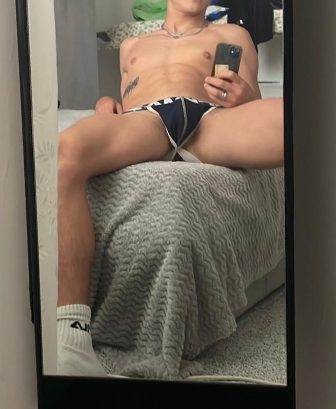 boy92hot from Italy