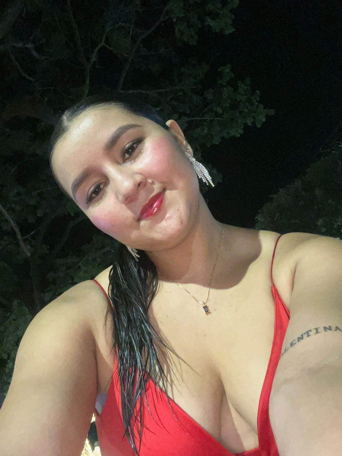 cristalcrazy20 from Colombia