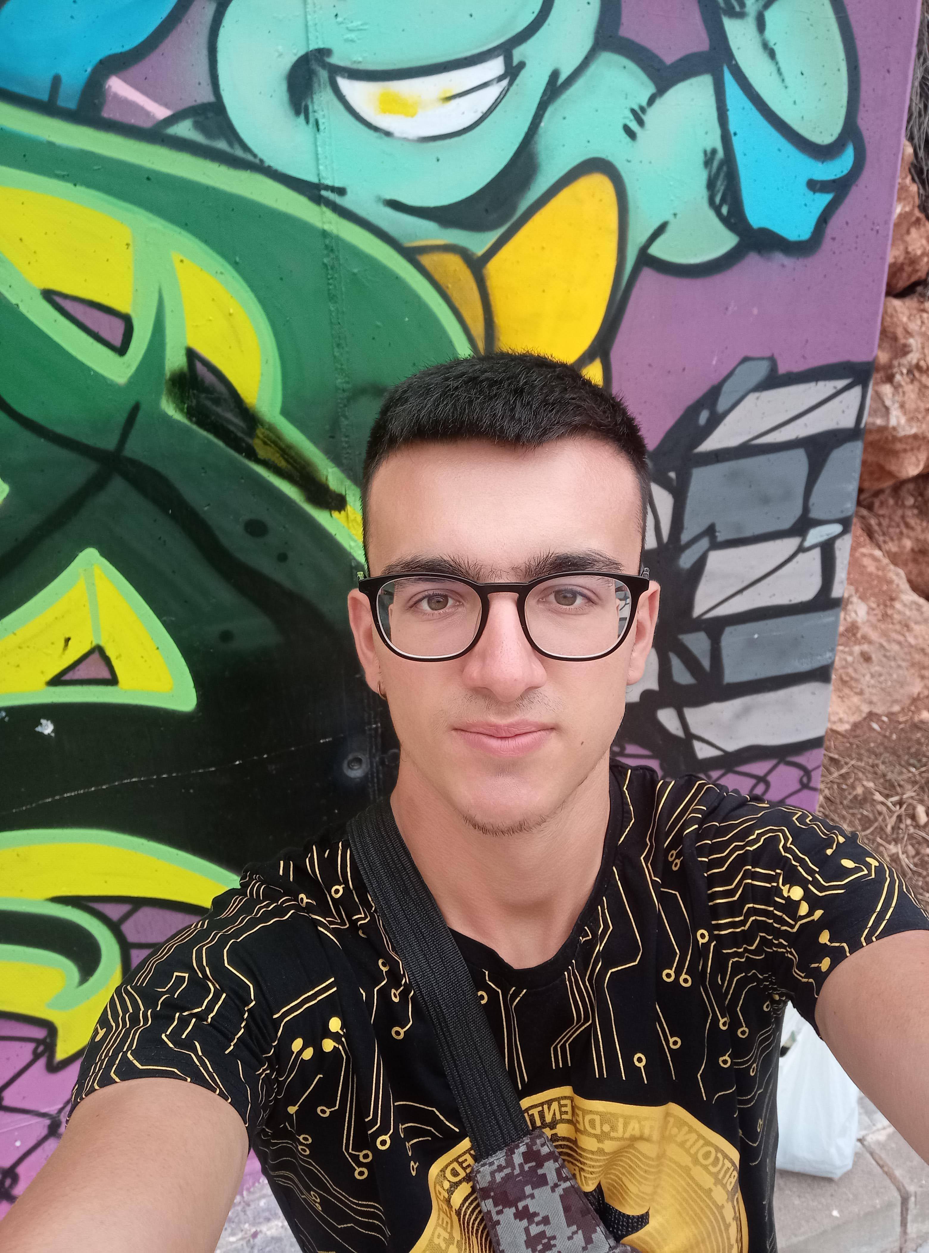 danidj007 from Spain