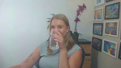 erica_forever from United Kingdom