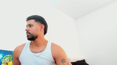justyntr from Colombia