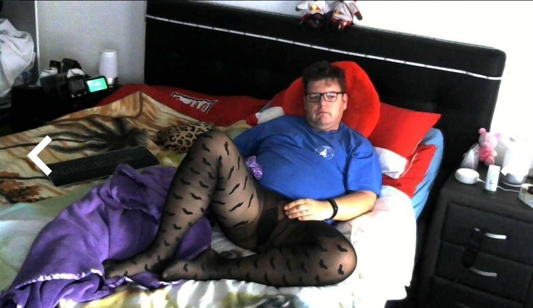 nylonsexyboy from Austria