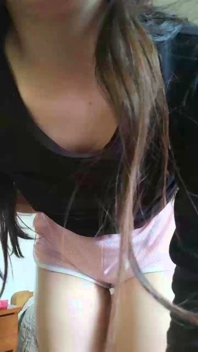 petitesantaslut from Chile