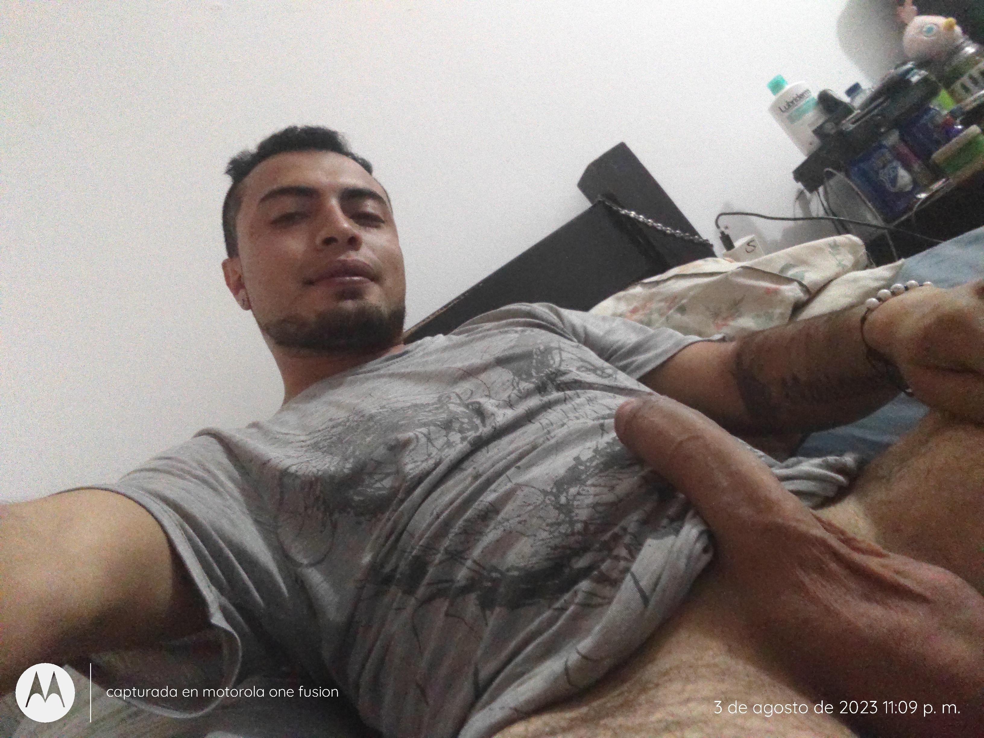 rolosexbas69hot from Colombia