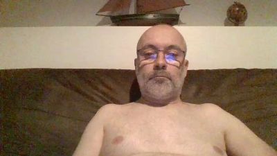 sadboy54 from France
