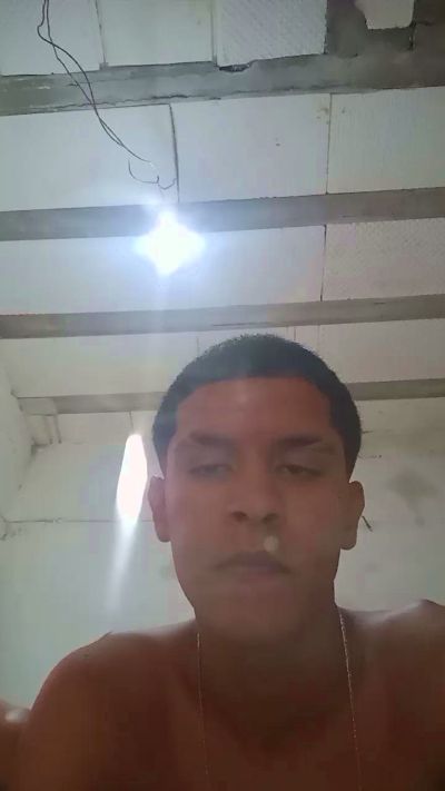 vikkmoura from Brazil