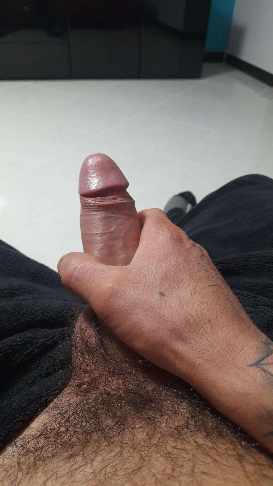 voglioso198 from Italy